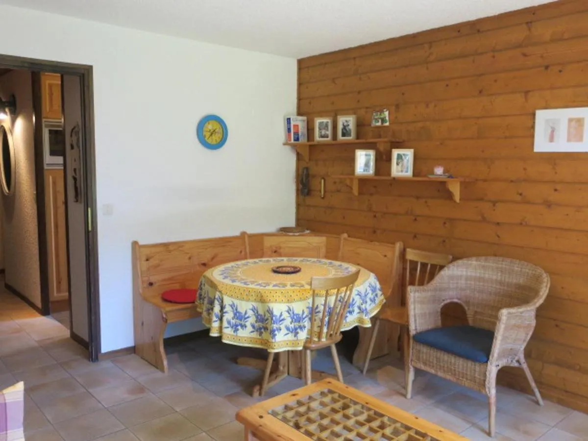 Appart Spacieux A Chatel Avec Parking - 4 Pers, Balcon, Tv, Cuisine Equipee - Fr-1-198-112 0*,