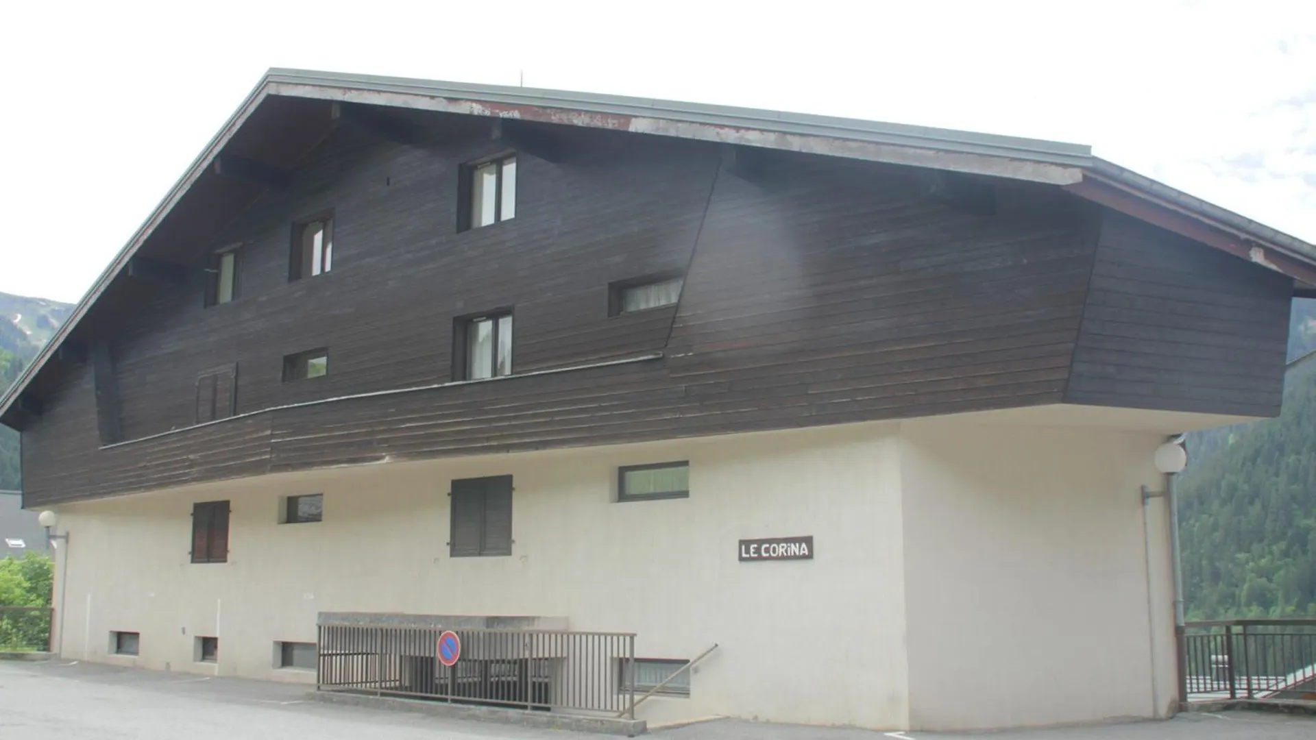 Apartment Appart Spacieux A Chatel Avec Parking - 4 Pers, Balcon, Tv, Cuisine Equipee - Fr-1-198-112